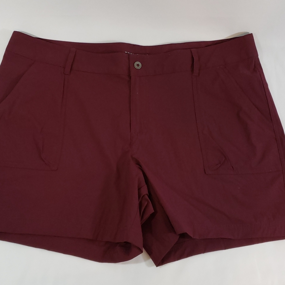COLUMBIA SPORTSWEAR COMPANY SHORTS OMNI-SHADE